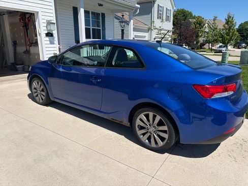 Used 2012 Kia Forte Koup SX FWD image 6