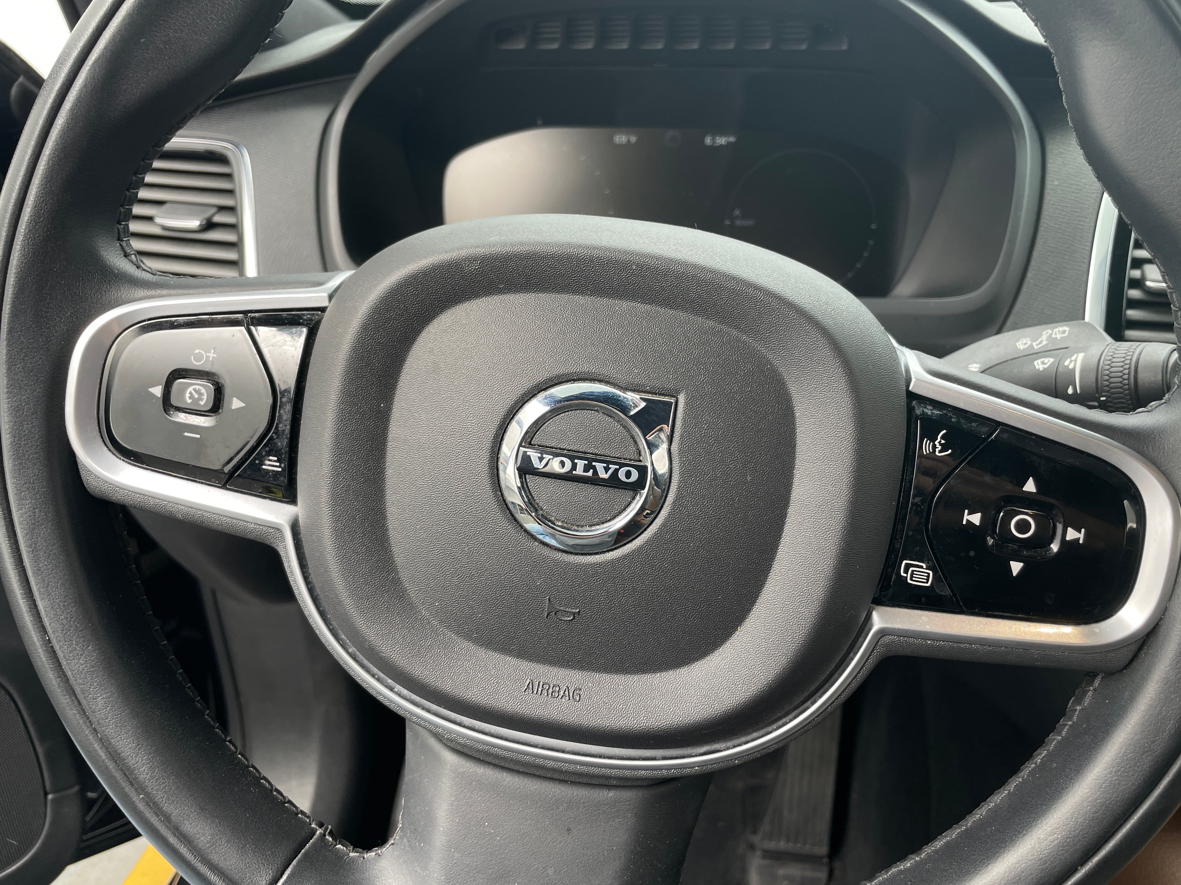 Used 2021 Volvo XC90 T8 Inscription Expression w/ Advanced Package AWD/4WD image 21