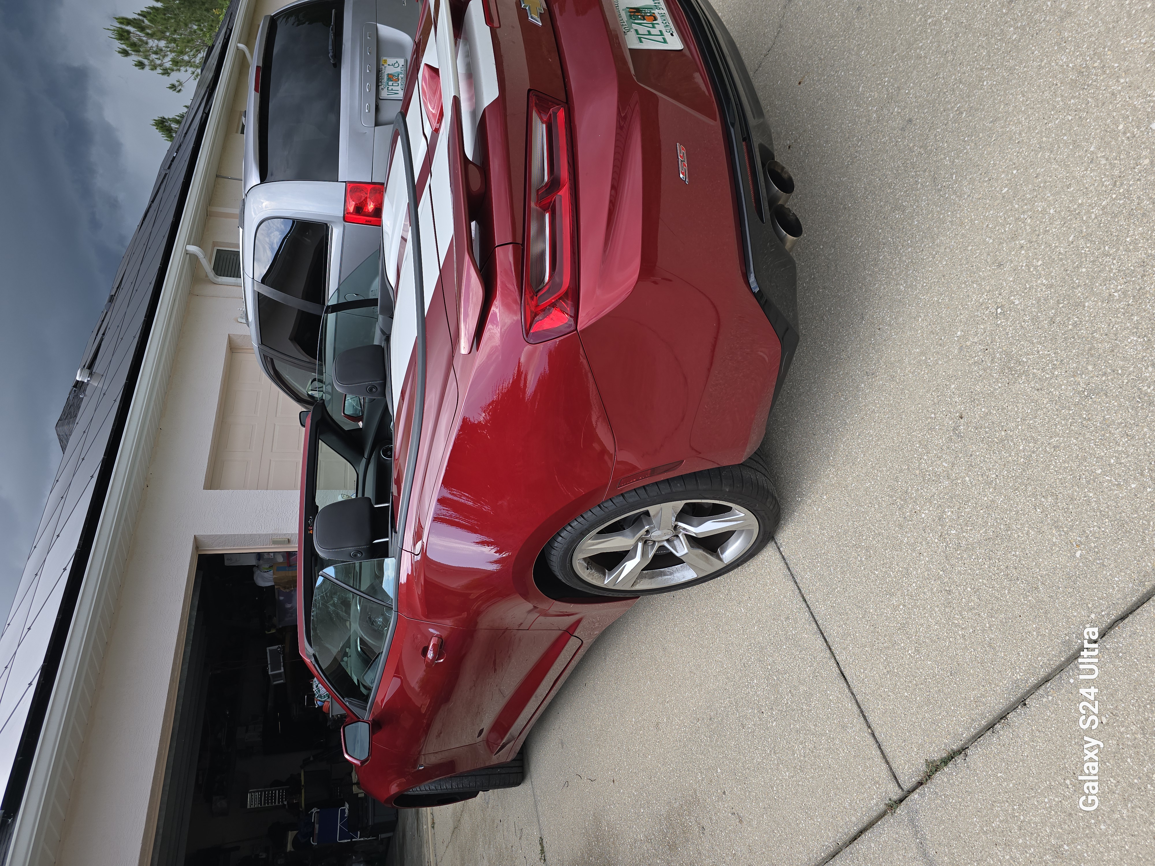 Used 2018 Chevrolet Camaro SS RWD image 5