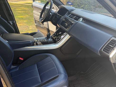 Used 2020 Land Rover Range Rover Sport HSE Dynamic image 17