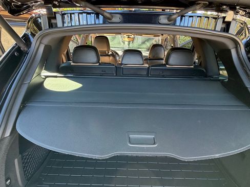 Used 2017 Porsche Cayenne S image 28