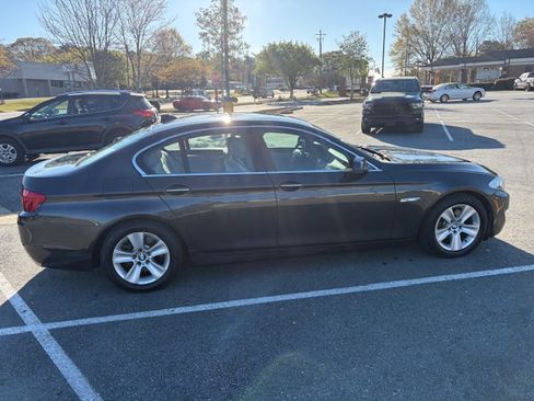 Used 2013 BMW 528i Sedan image 4