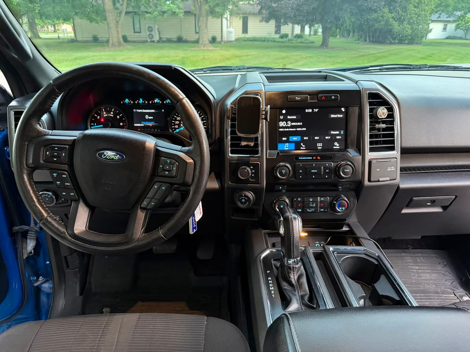 Used 2016 Ford F150 XLT w/ Equipment Group 302A Luxury AWD/4WD image 17