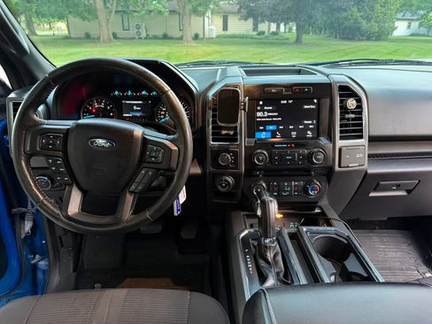 Used 2016 Ford F150 XLT w/ Equipment Group 302A Luxury AWD/4WD image 17