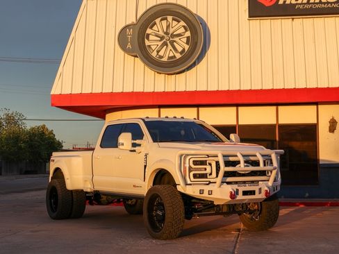 Used 2026 Ford F450 Platinum w/ FX4 Off-Road Package AWD/4WD image 10