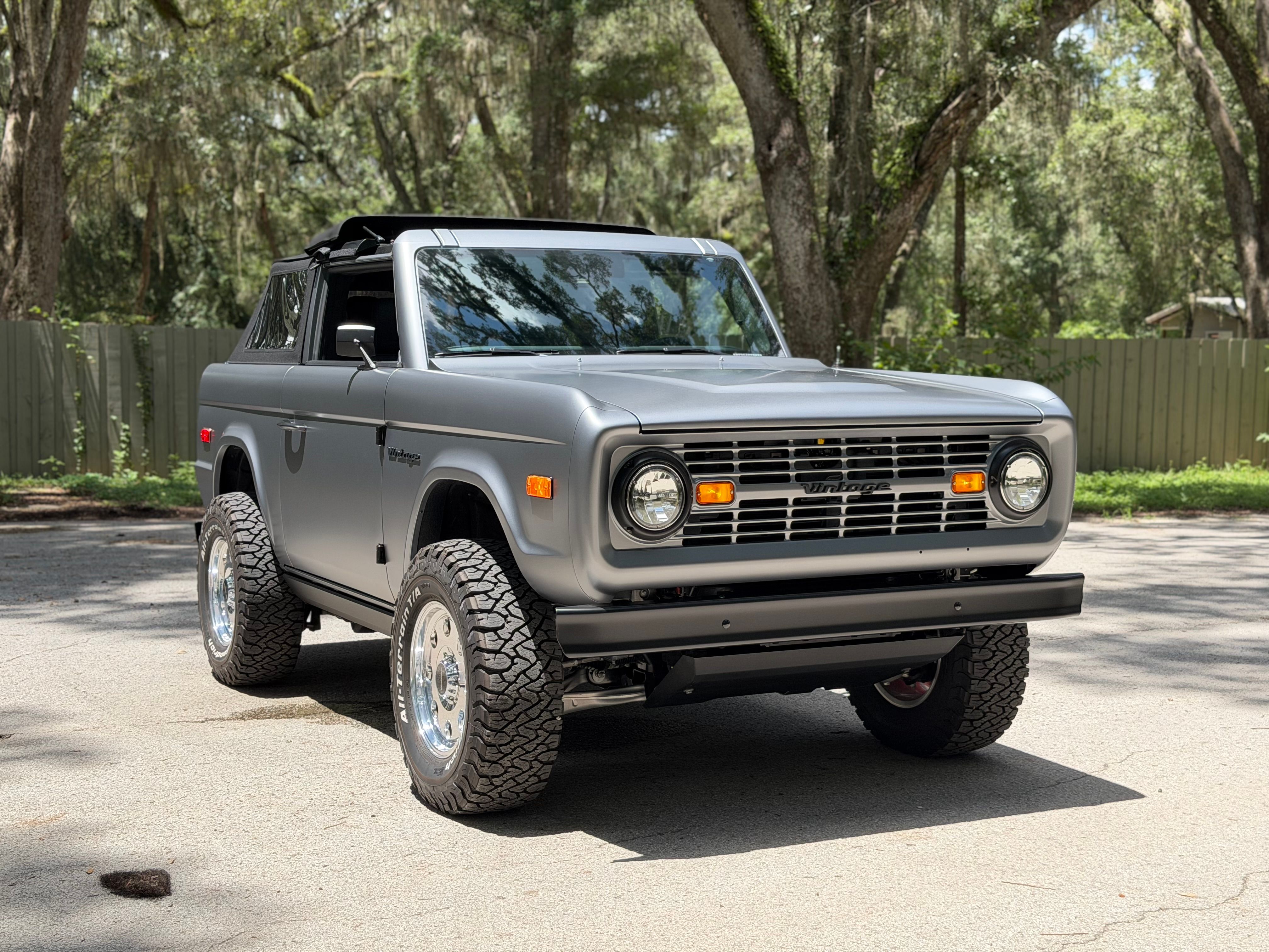 Used 2024 Ford Bronco Black Diamond AWD/4WD image 12