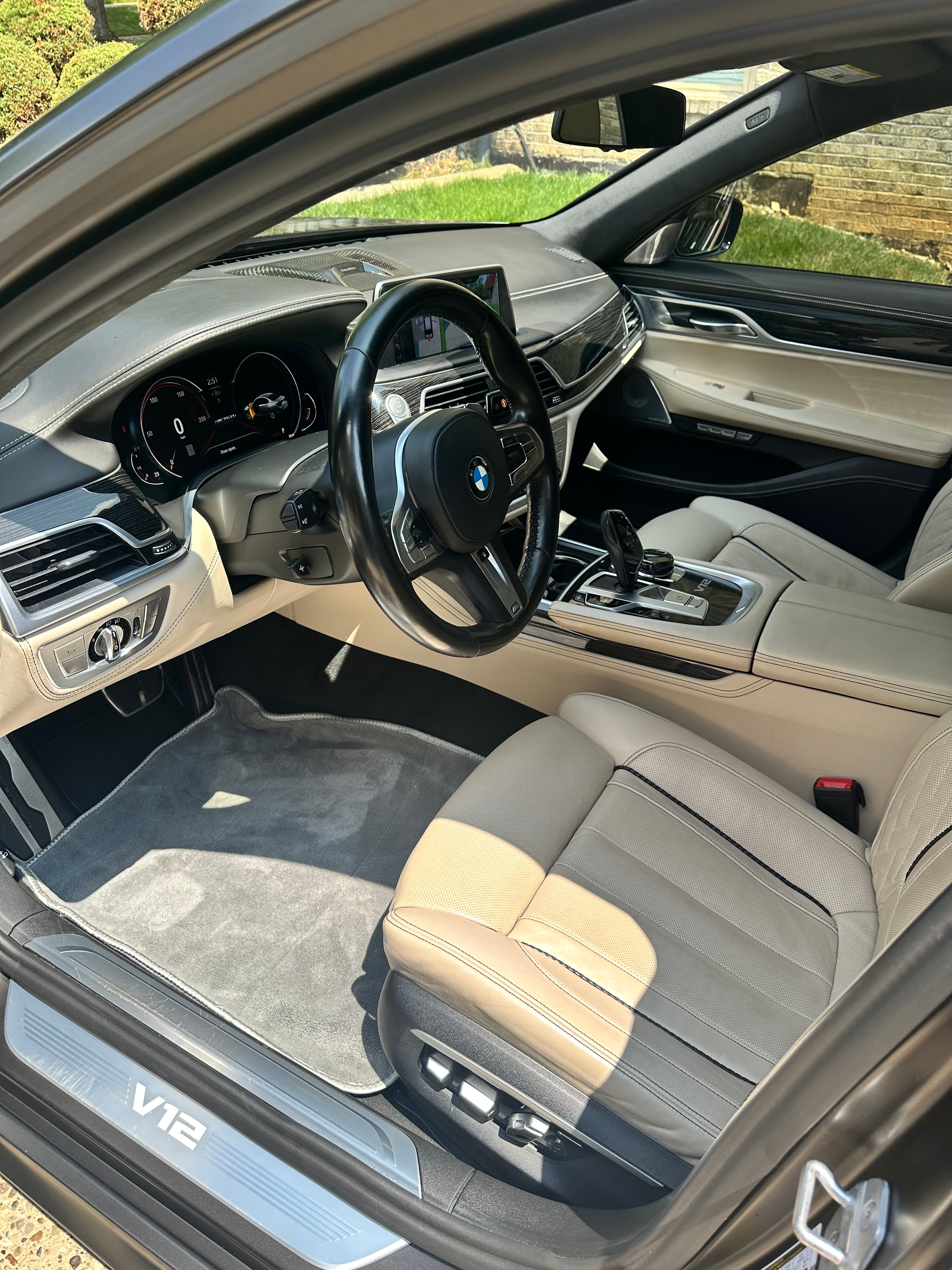 Used 2017 BMW M760i xDrive AWD/4WD image 12