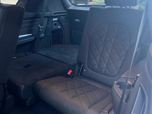 Used 2025 BMW X7 xDrive40i w/ M Sport Package image 13
