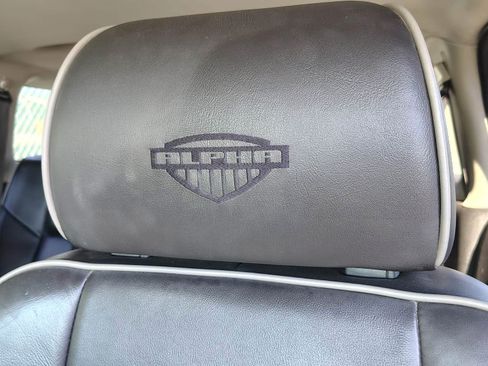 Used 2009 HUMMER H3 Alpha image 20