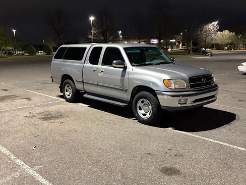 Used 2001 Toyota Tundra SR5 image 1