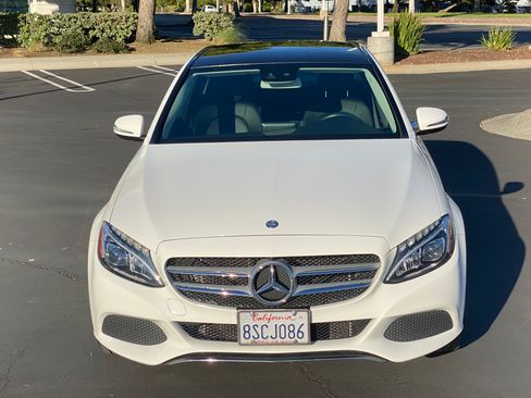 Used 2017 Mercedes-Benz C 300 Sedan image 4