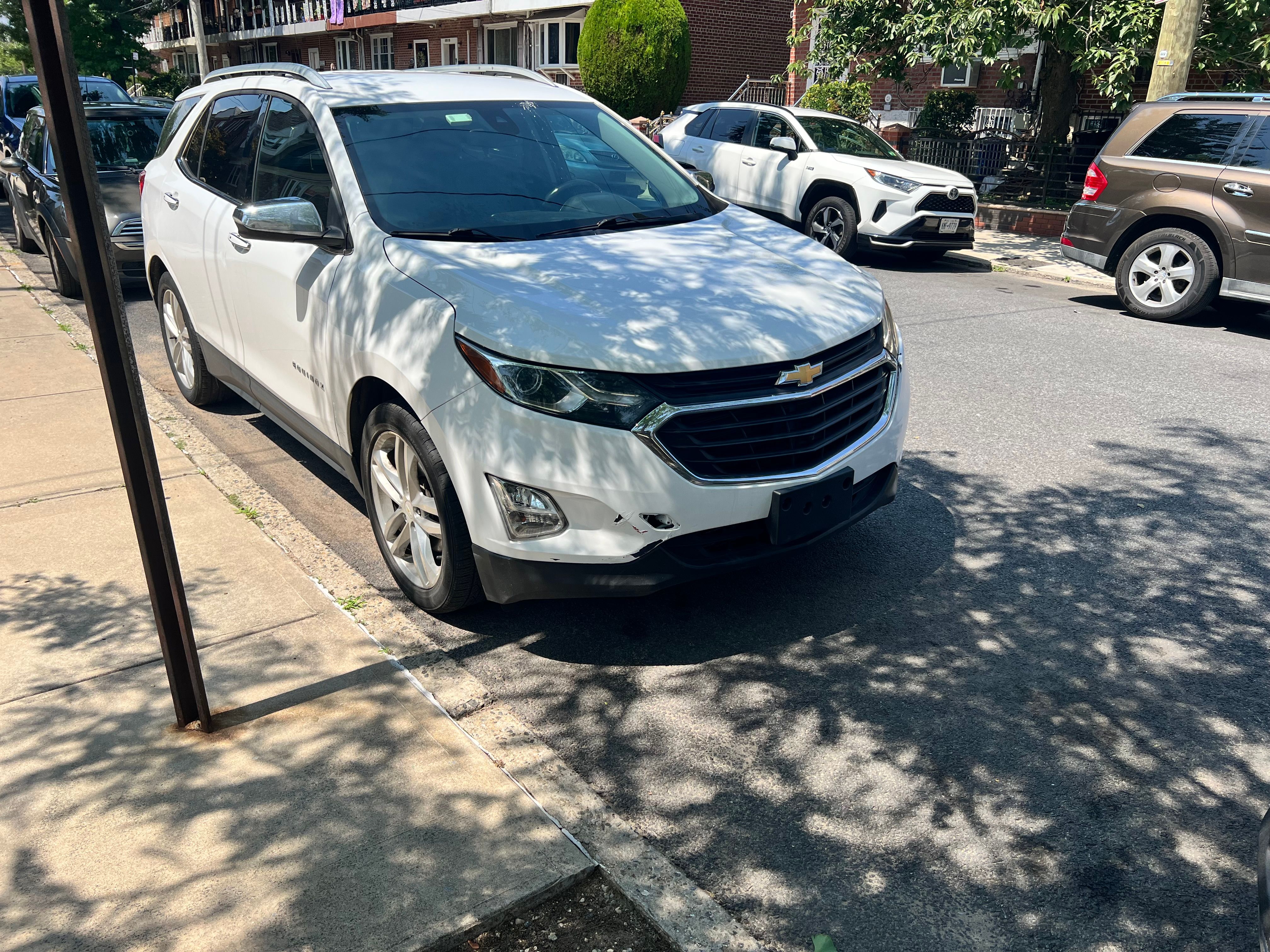 Used 2018 Chevrolet Equinox Premier AWD/4WD image 6