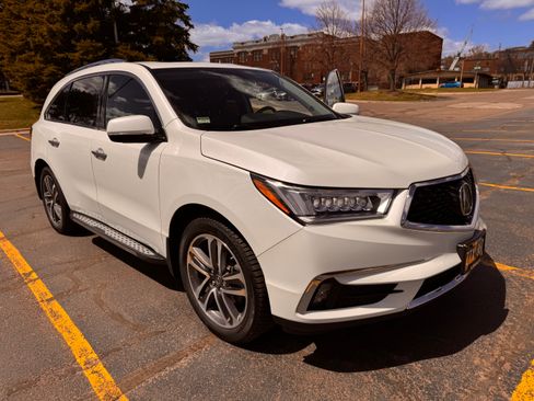 Used 2018 Acura MDX SH-AWD w/ Advance Package image 5