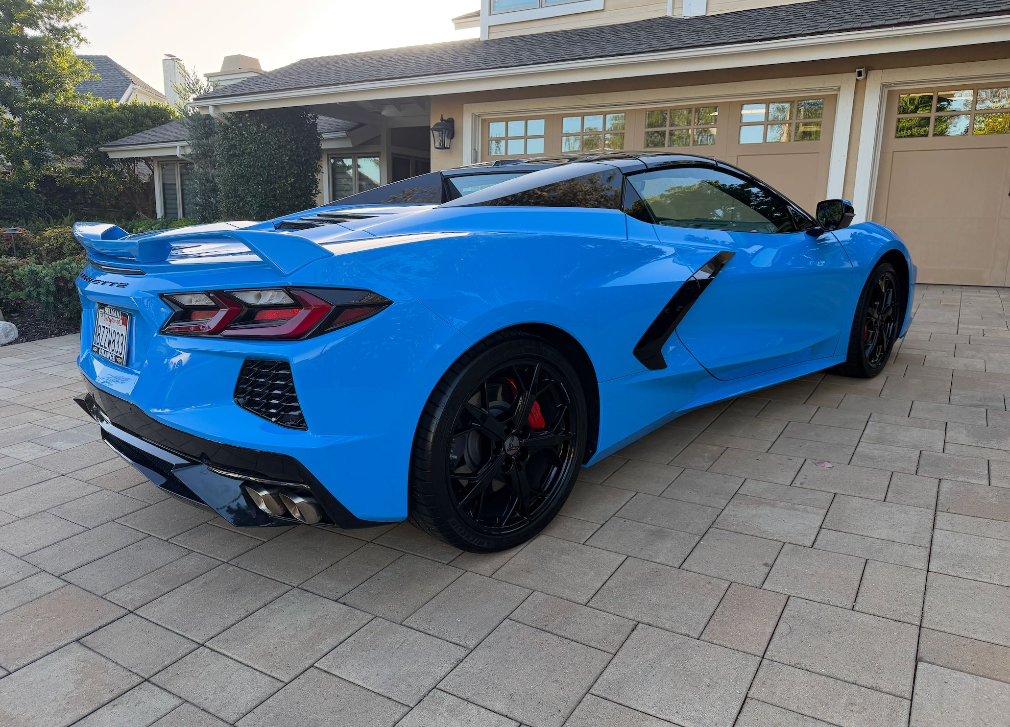 Used 2022 Chevrolet Corvette Stingray Premium Conv w/ Z51 Performance Package RWD image 8