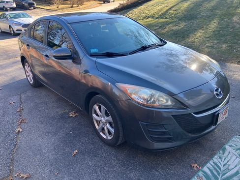 Used 2010 MAZDA MAZDA3 i Touring image 1