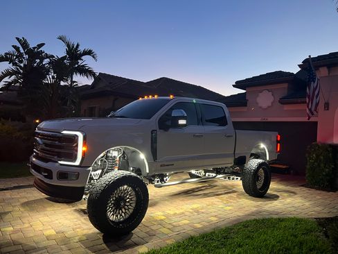 Used 2024 Ford F250 Limited w/ FX4 Off-Road Package image 1