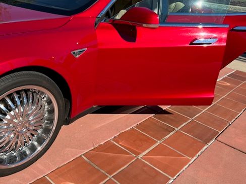 Used 2014 Tesla Model S P85 image 12