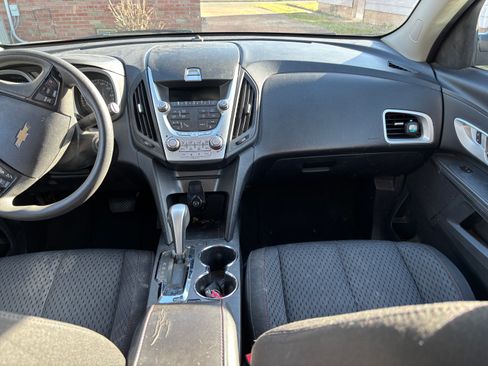 Used 2014 Chevrolet Equinox LS image 24