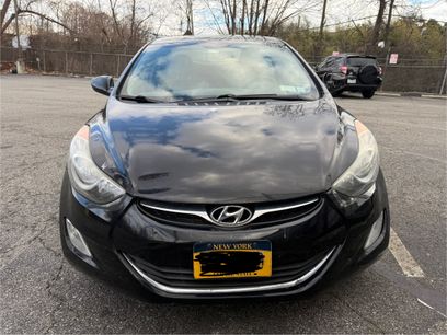 Used 2012 Hyundai Elantra GLS w/ Preferred Pkg 3