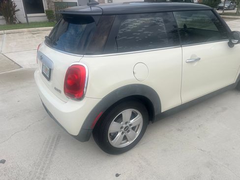 Used 2015 MINI Cooper 2-Door Hardtop image 22