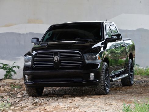 Used 2015 RAM 1500 Sport w/ Convenience Group AWD/4WD image 16