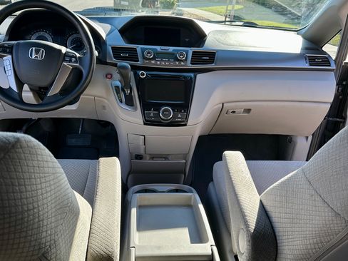 Used 2015 Honda Odyssey EX image 13