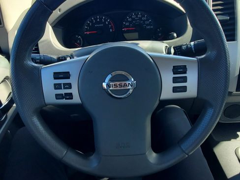 Used 2015 Nissan Frontier S w/ S Preferred Package image 17