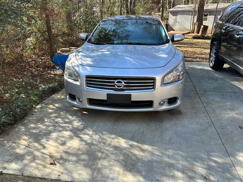 Used 2011 Nissan Maxima 3.5 SV w/ Premium Pkg image 4