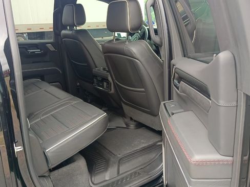 Used 2024 GMC Sierra 1500 AT4X AWD/4WD image 15