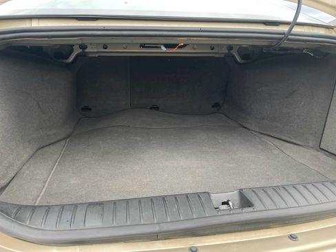 Used 2004 Pontiac Grand Prix GT2 w/ Leather Trim Pkg image 20