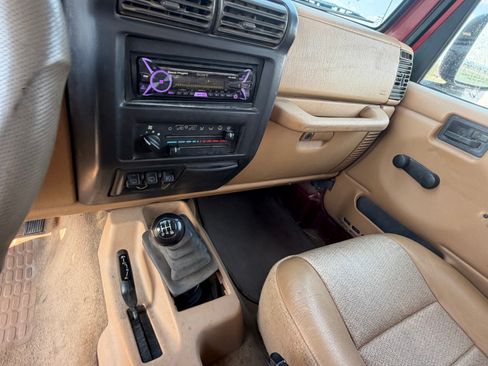 Used 1998 Jeep Wrangler Sport AWD/4WD image 9