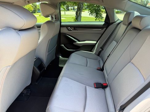Used 2020 Honda Accord LX image 9