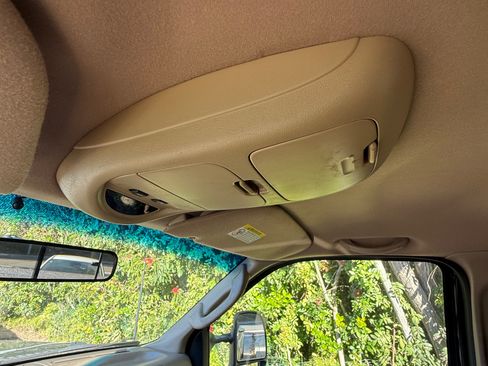 Used 2003 Ford F250 Lariat image 16