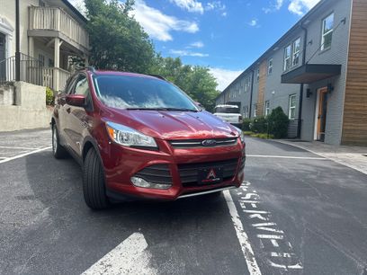 Used 2016 Ford Escape SE w/ Equipment Group 201A
