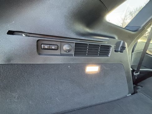 Used 2020 Lincoln Nautilus Reserve image 25