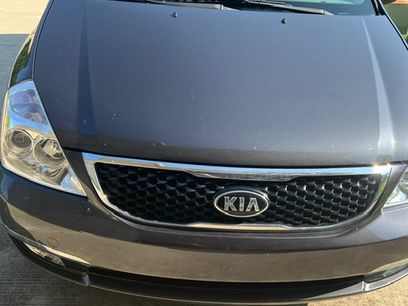 Used 2014 Kia Sedona EX w/ Luxury Package