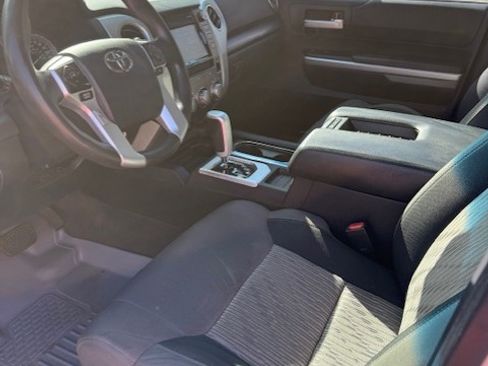 Used 2014 Toyota Tundra SR5 image 2