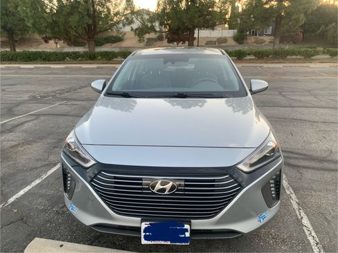 Used 2019 Hyundai Ioniq Limited w/ Ultimate Package 02 FWD image 2