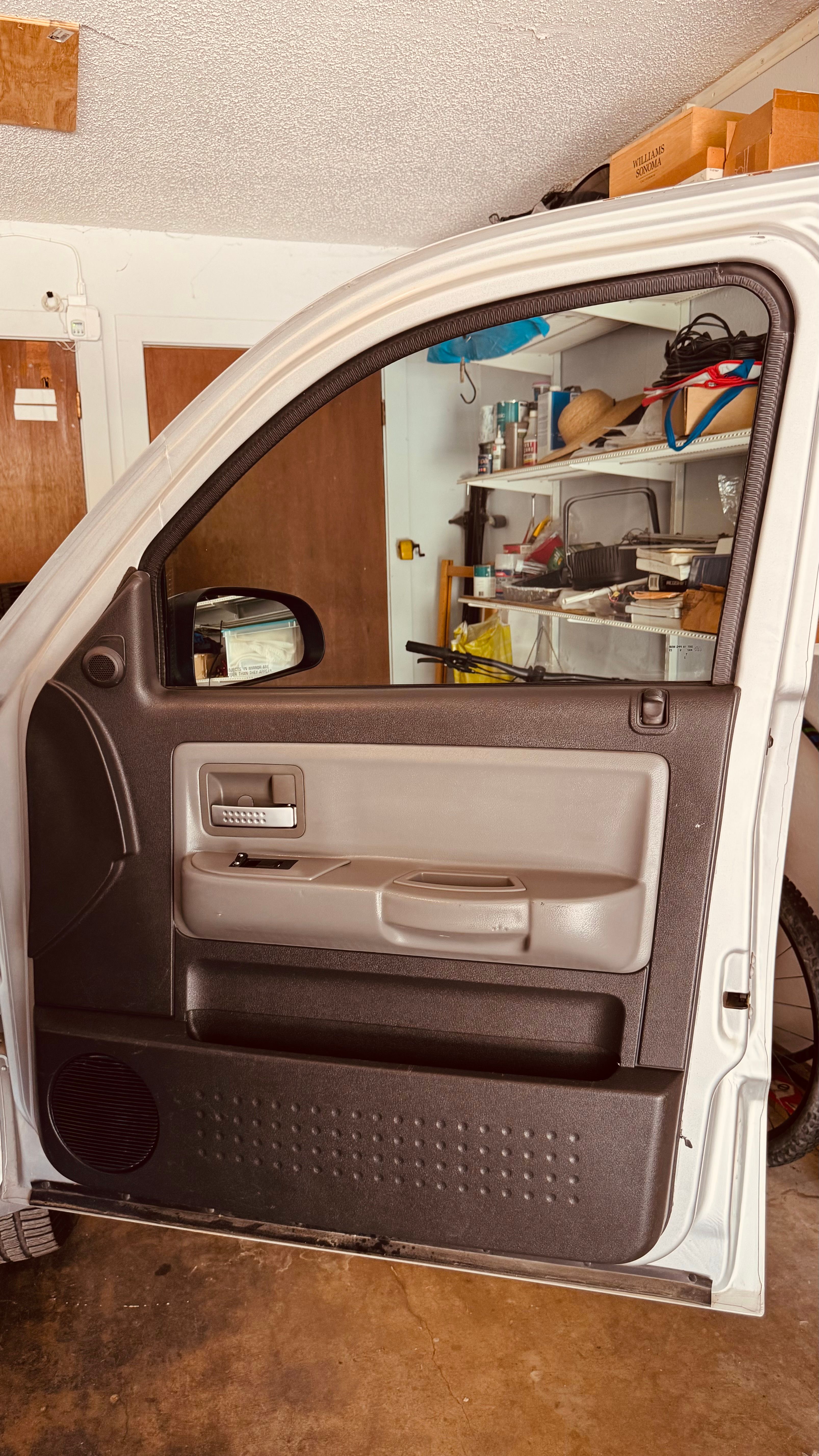 Used 2009 Dodge Dakota Laramie RWD image 19