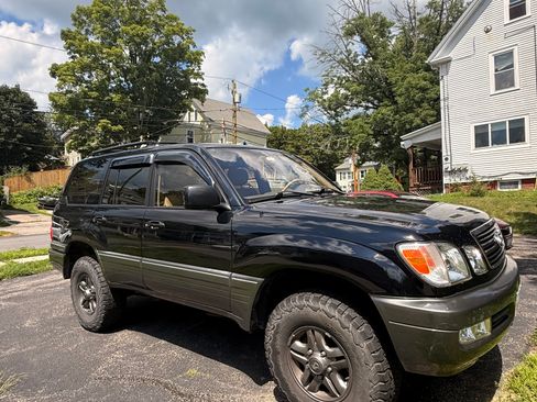 Used 2001 Lexus LX 470 4WD image 1