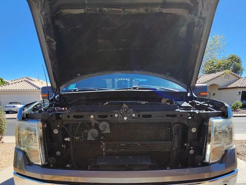 Used 2013 Ford F150 XLT w/ Luxury Equipment Group image 10