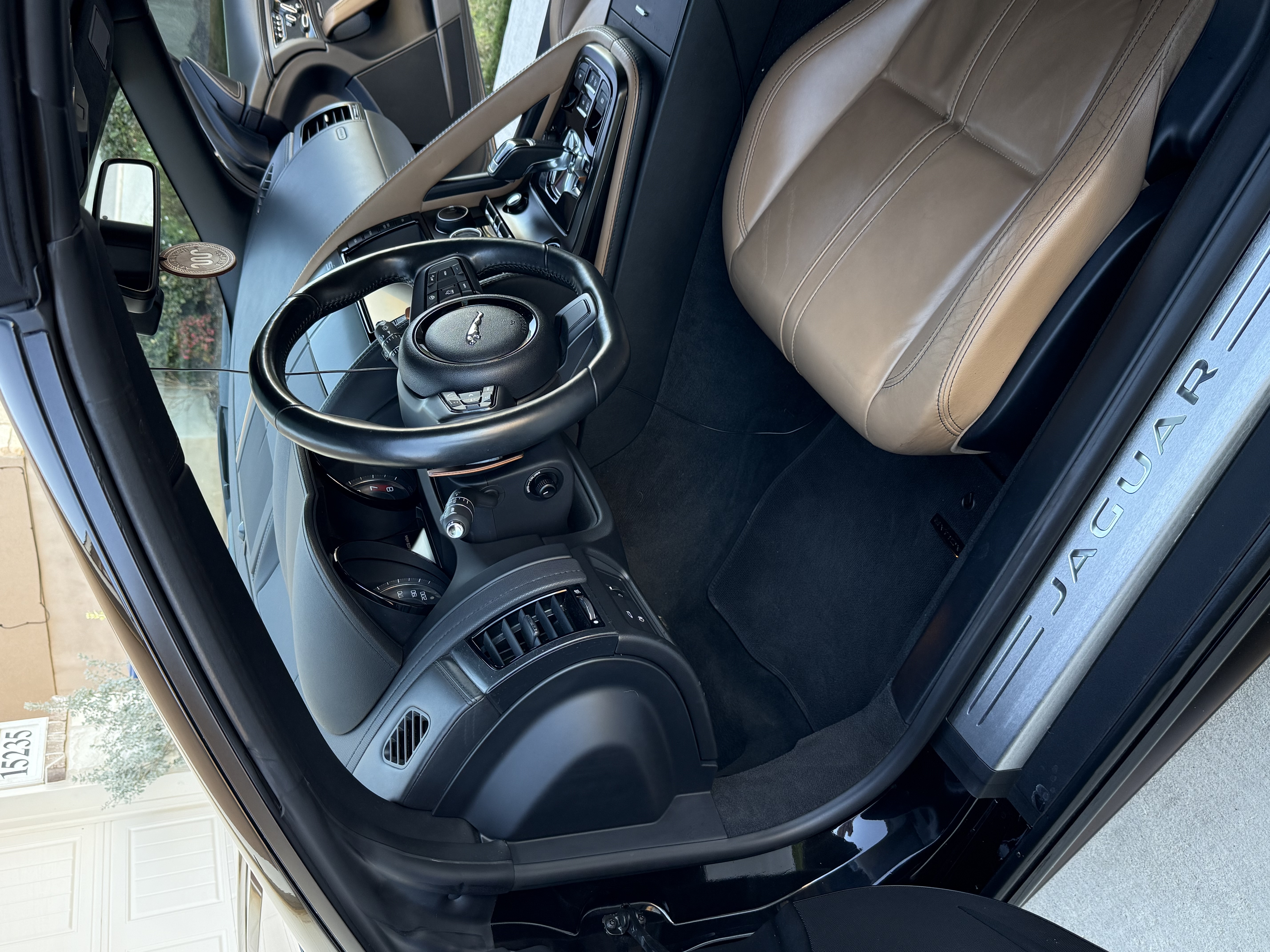 Used 2015 Jaguar F-TYPE S RWD image 23