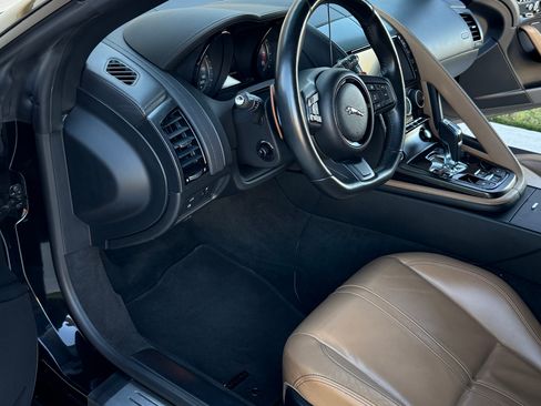 Used 2015 Jaguar F-TYPE S image 23