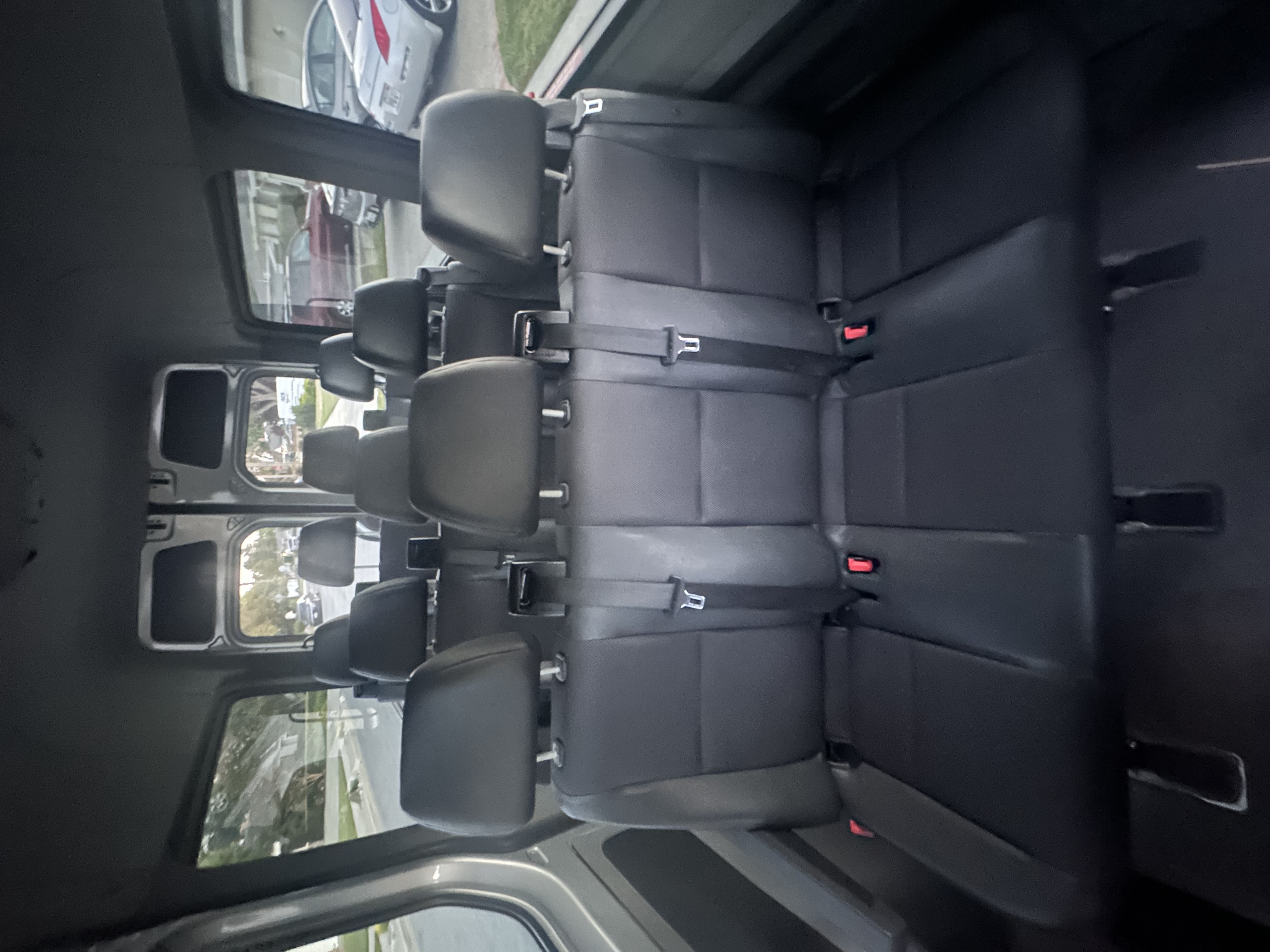 Used 2016 Mercedes-Benz Sprinter 2500 image 6