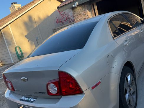 Used 2010 Chevrolet Malibu LT image 6
