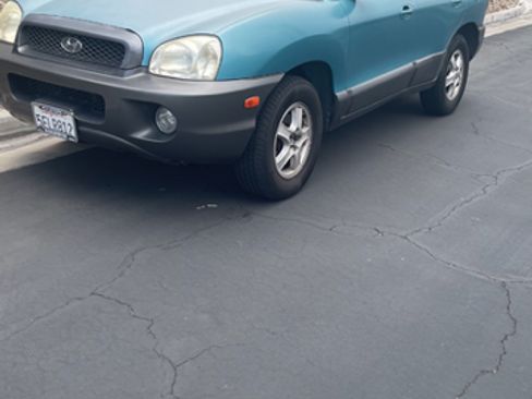 Used 2004 Hyundai Santa Fe GLS image 1