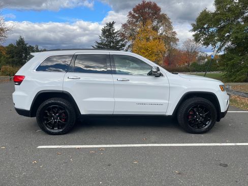 Used 2014 Jeep Grand Cherokee Limited image 9