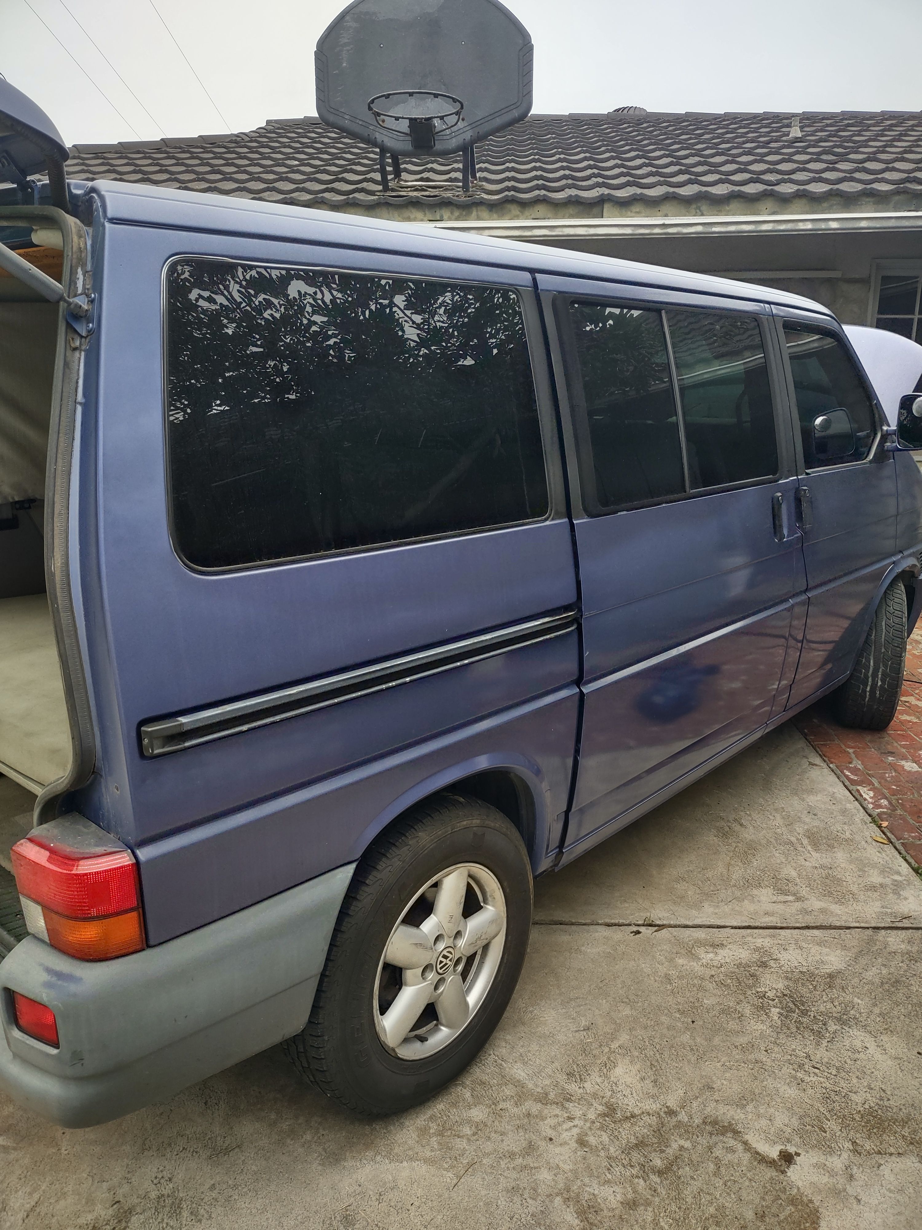 Used 2000 Volkswagen Eurovan MV FWD image 5