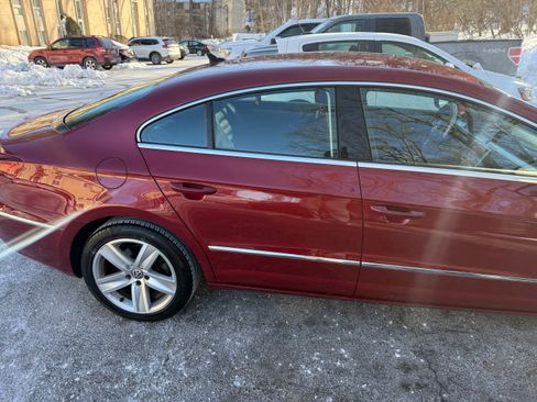 Used 2014 Volkswagen CC Sport image 9