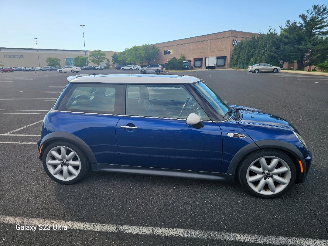 Used 2003 MINI Cooper S FWD image 4